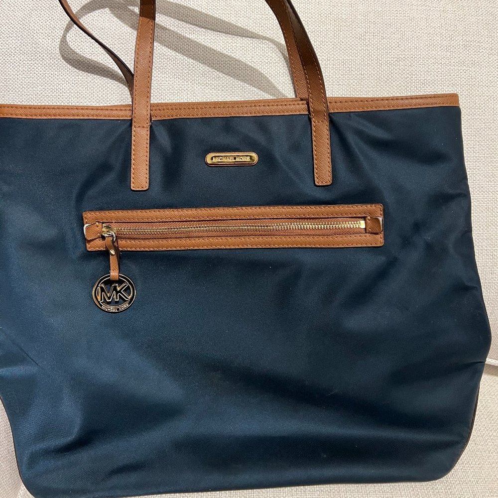 Michael Kors Tote
